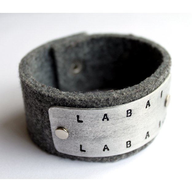 Personalized wide felt bracelet with Your text